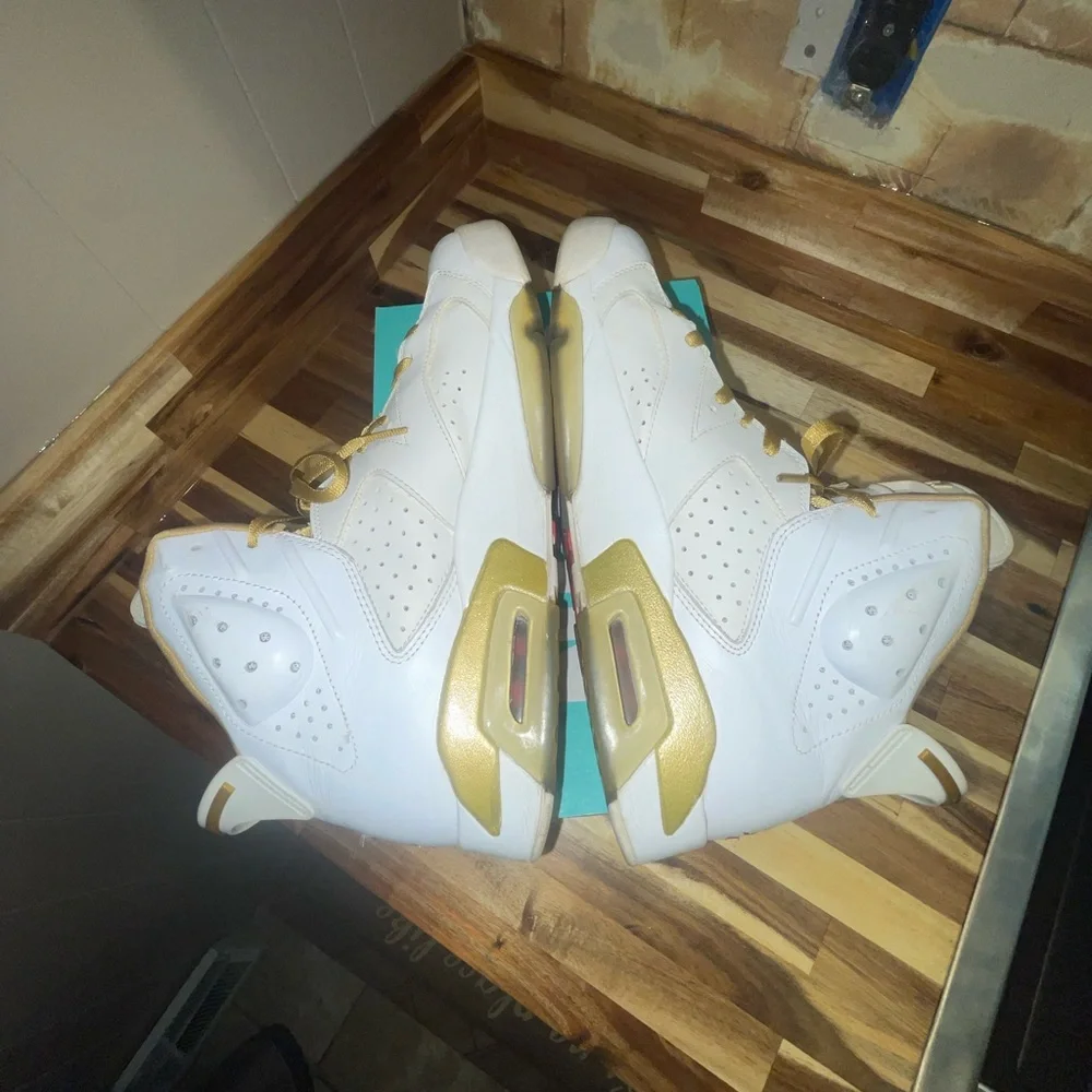 2012 NIKE AIR JORDAN RETRO GOLDEN MOMENT PACK GMP WHITE GOLD 6 VI 384664 135 OG - Picture 3 of 8